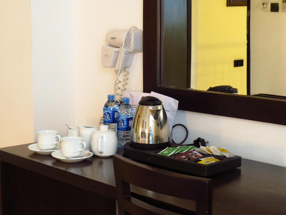 Bed and Breakfast Chapelton House Colombo Exterior foto