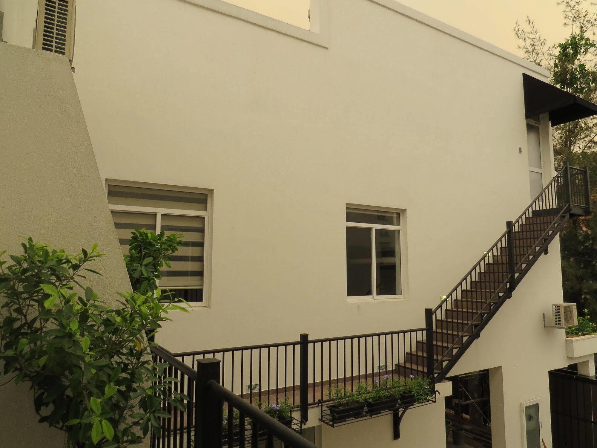 Bed and Breakfast Chapelton House Colombo Exterior foto