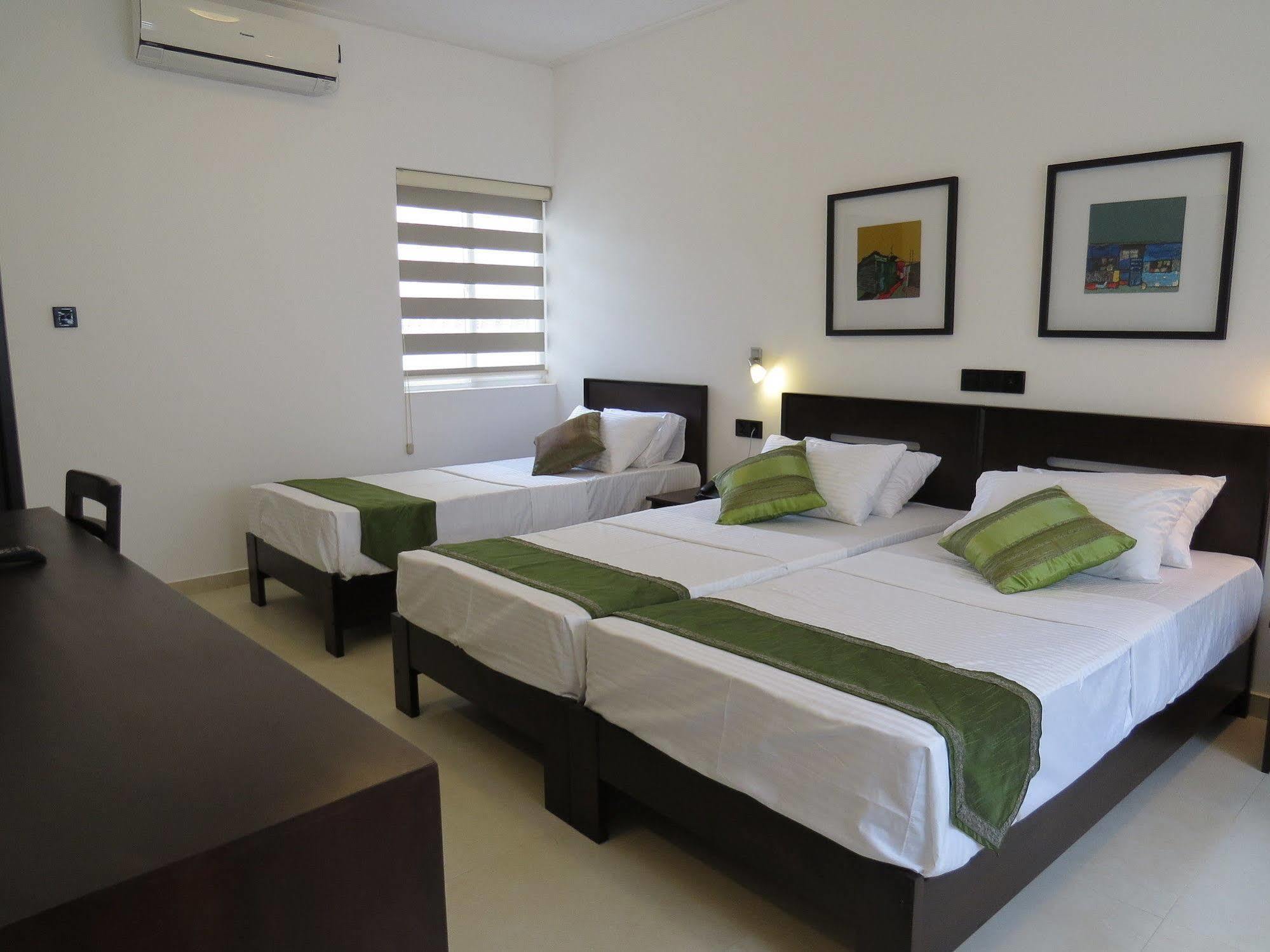 Bed and Breakfast Chapelton House Colombo Exterior foto